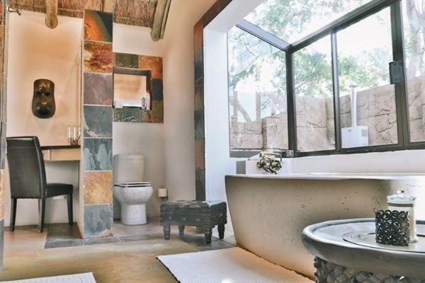 Tshukudiba Game Lodge Tom Burke Dış mekan fotoğraf